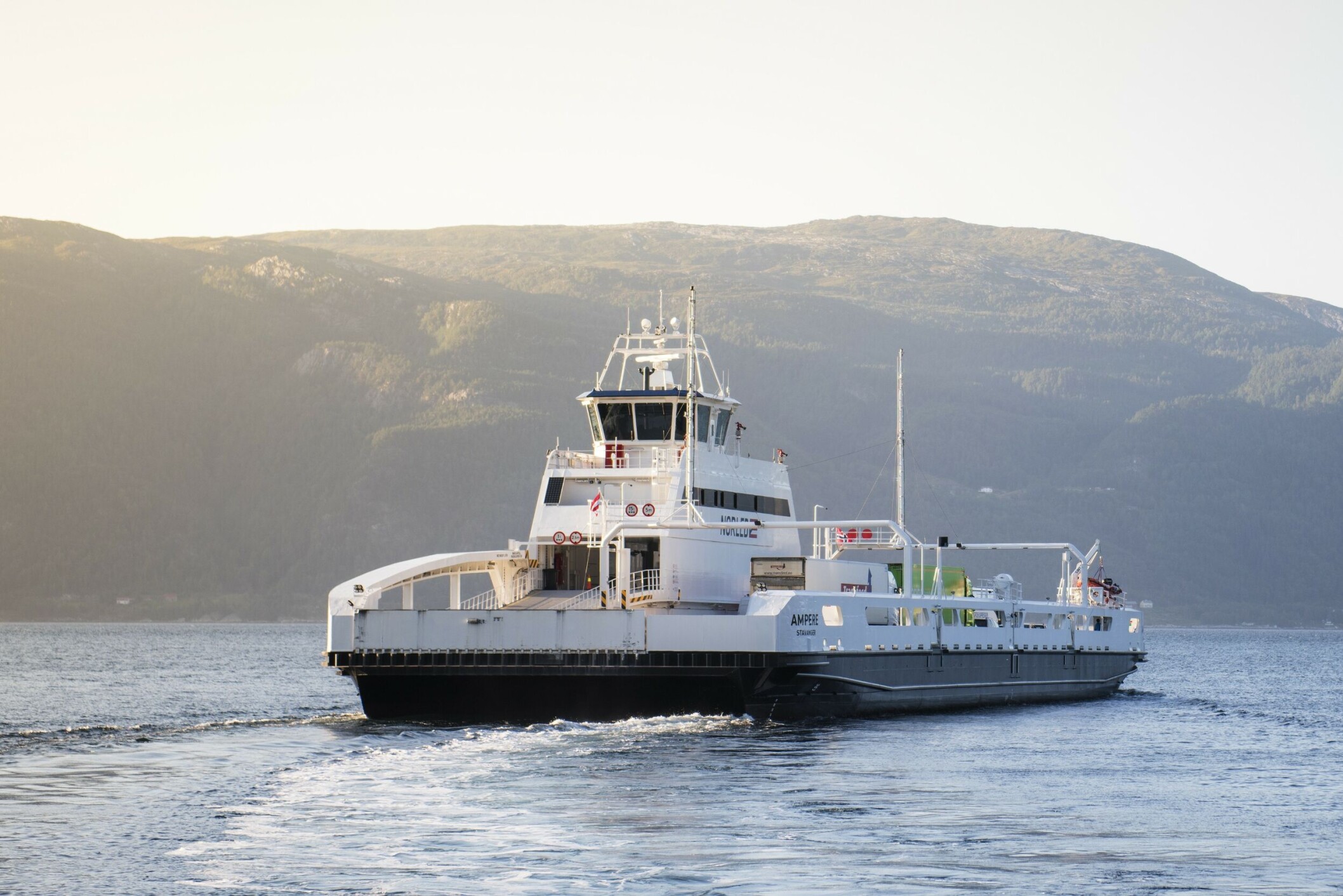 Blueday elektrifiserer fergen «Oppedal»